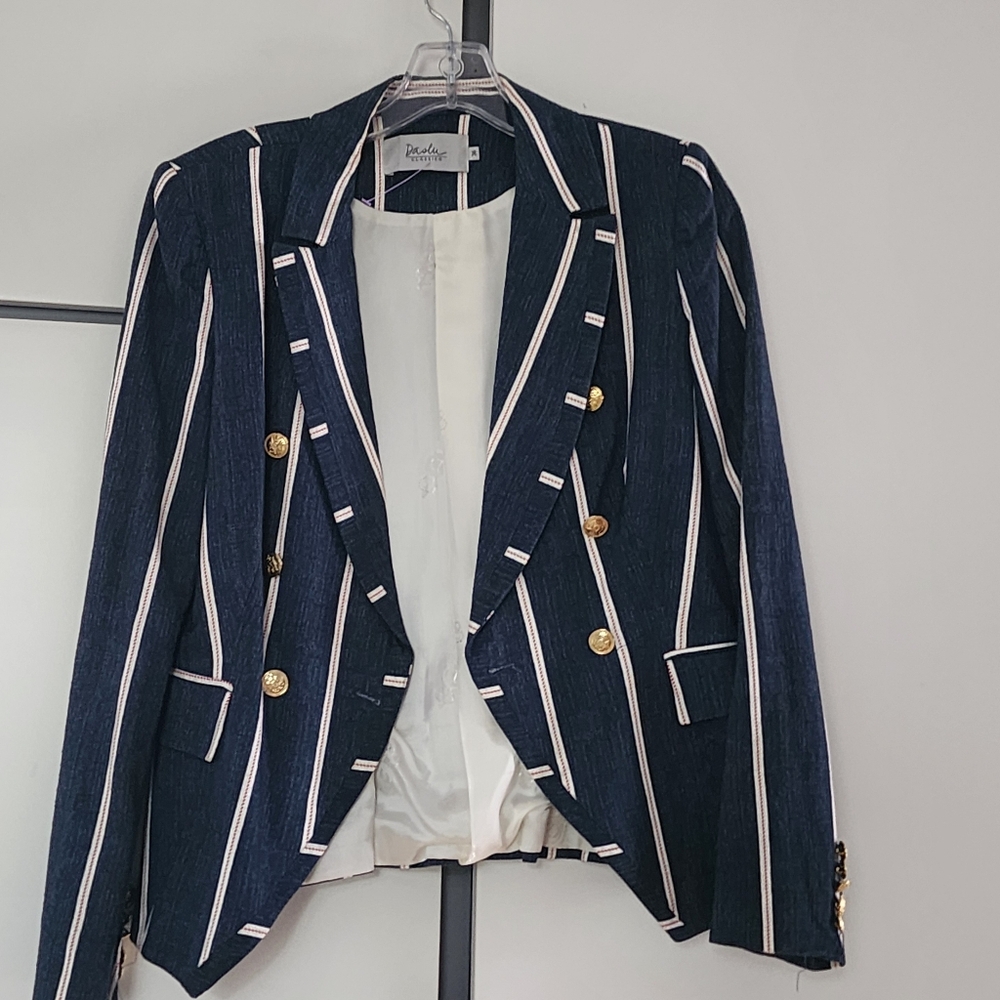 DASLUMade In BRAZIL Navy Striped Blazer with Gold Buttons.SIZE 36. New No Tag.